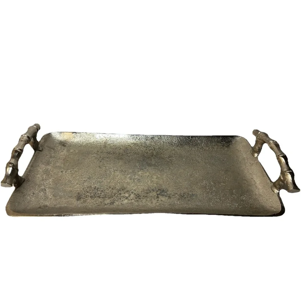 Silver‎ Aluminum Tray With 